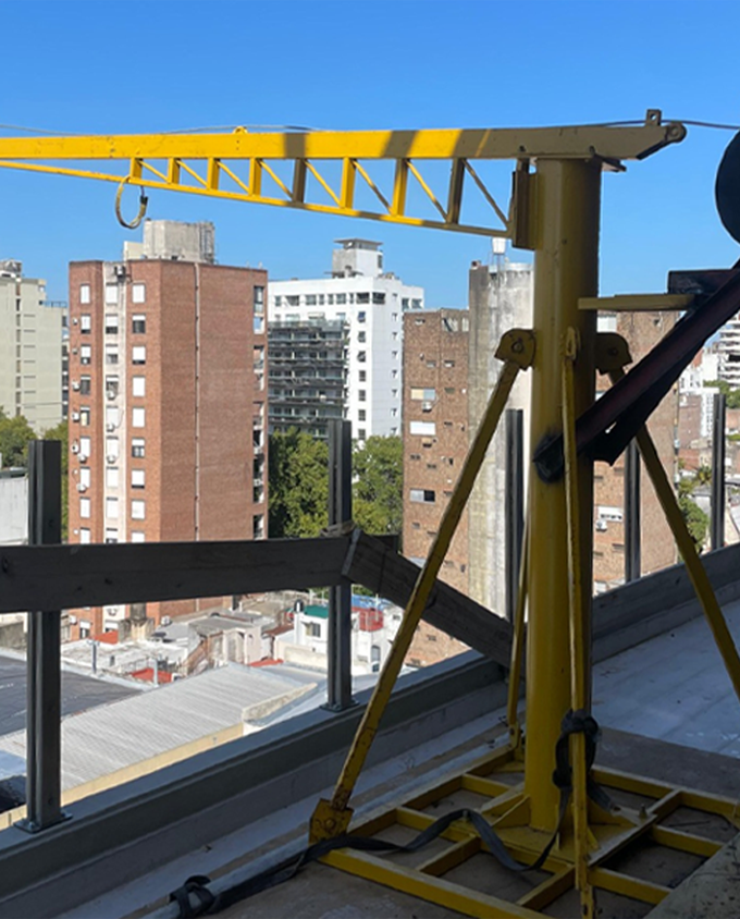 Pluma de izaje propia aprobada y legalizada.